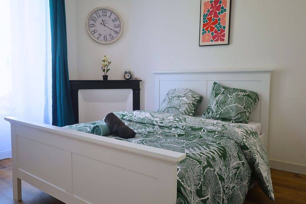 Appartement entier, Le Halo Secret • Calme, Parking, gare et centre ville 5 min- Disney 40 min in Coulommiers (Seine-et-Marne), Seine-et-Marne