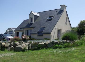 Gîte pour 6 personnes, avec jardin et terrasse, animaux acceptés à Plougrescant