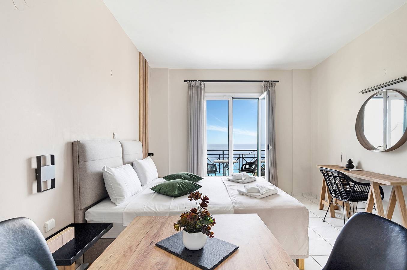 Monolocale intero, Appartamento in hotel 'Sunset Premium Studio A' con vista mare, piscina in comune e Wi-Fi in Agios Nikitas, Grecia