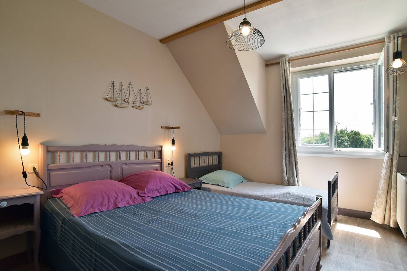 Gîte L'Hydrangea - Jolie maison en pierre pour 6 in Mesnil-Roc'h, Région de Saint-Malo