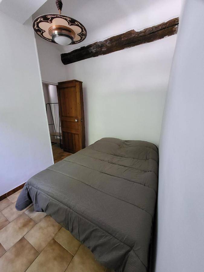 Appartement entier, Gîte six personnes au cœur de la Provence in Barjols, Région de Brignoles