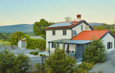 Ferienhaus für 6 Personen, mit Whirlpool und Terrasse sowie Garten in Slowenien