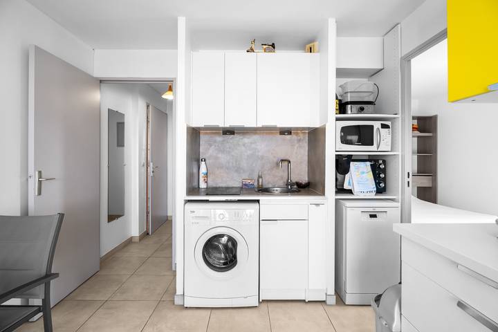 Gîte pour 4 personnes, avec Balcon et Bassin pour enfant dans La Coudoulière - 4