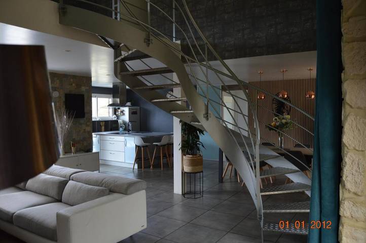 Location de vacances pour 7 personnes, avec piscine et jardin, animaux acceptés dans Lac de Saint-Cyr - 3