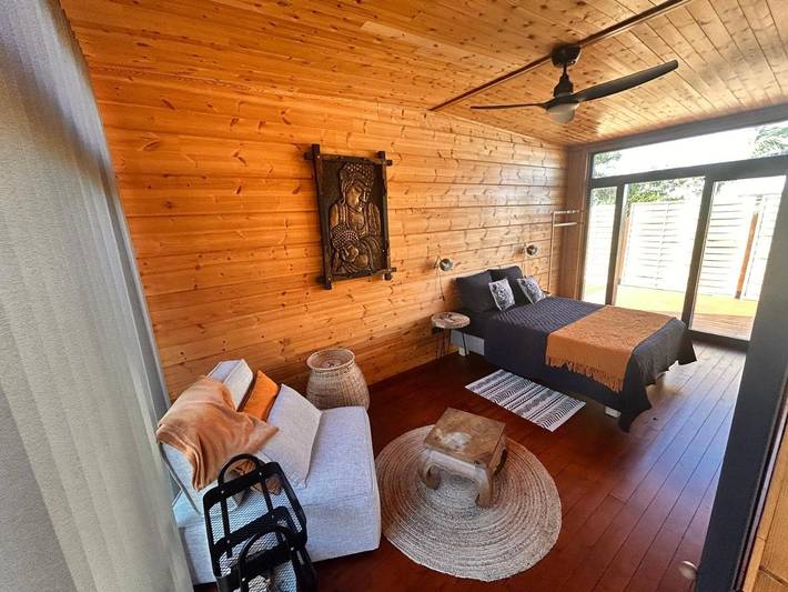 Cottage pour 4 personnes, avec piscine ainsi que jacuzzi et terrasse à Saint-Philippe