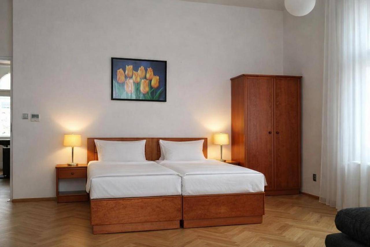 Double Room with Shared Bathroom in Prague, Bohême centrale