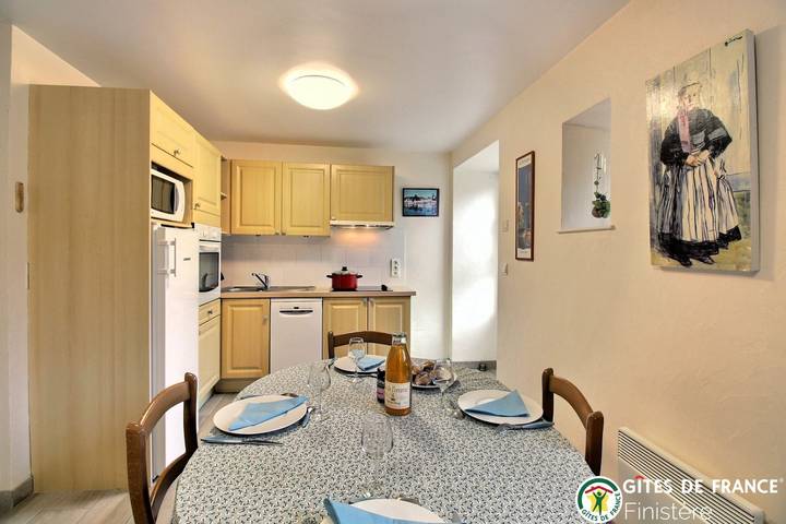 Gîte pour 4 personnes, avec terrasse et jardin à La Forêt-Fouesnant - 4