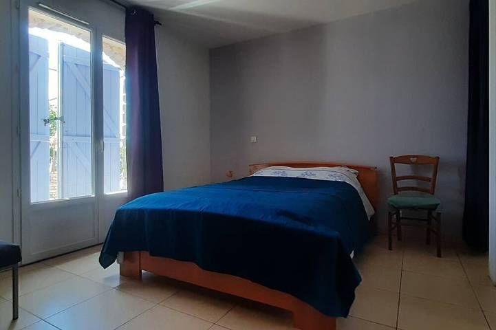 Location de vacances pour 10 personnes, avec jardin, animaux acceptés à Cuzance - 2