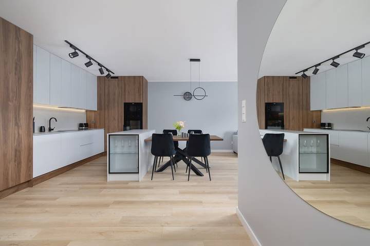 Ganze Wohnung, Stylish Apartment for 4 Persons | Underground Parking in Kattowitz, Schlesien