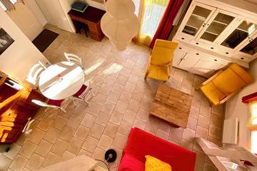Appartement De Vacances pour 4 Personnes dans Uzès, Région de Nîmes, Photo 3