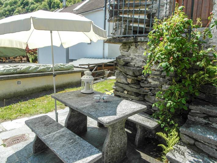 Ferienhaus für 2 Personen, mit Terrasse, mit Haustier in der Schweiz - 2