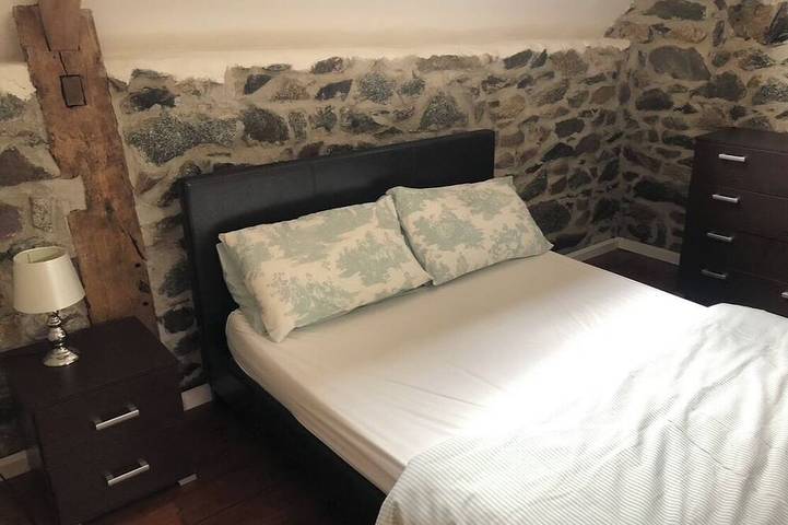 Gîte pour 4 personnes, avec terrasse et jardin à Plurien - 4