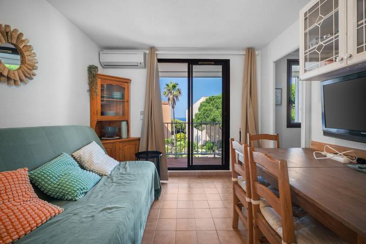 Appartamento intero, Appartamento "T2 Cabina nel Domaine de la Coudoulière" con piscina condivisa e balcone in La Coudoulière, Six-Fours-les-Plages