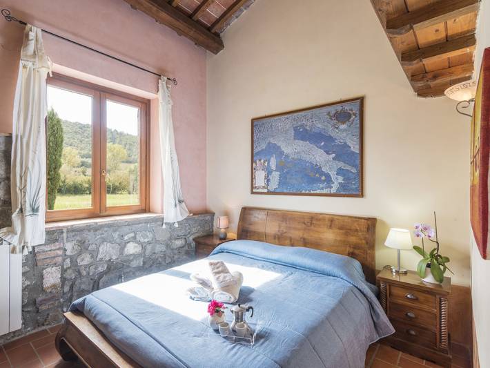 Ferienwohnung für 8 Personen, mit Ausblick und Garten sowie Terrasse in Latium - 4