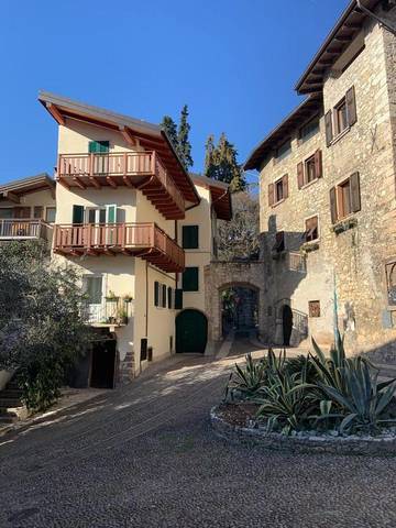 Gîte pour 3 personnes, avec terrasse et vue à Arco