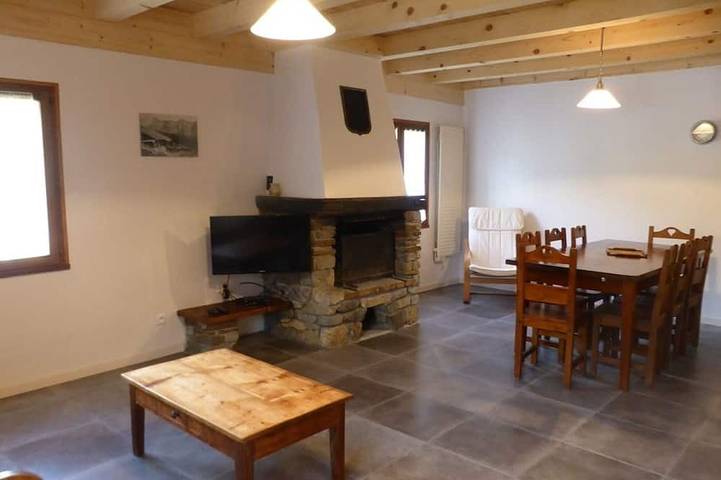 Chalet pour 8 personnes, avec terrasse, animaux acceptés - 1
