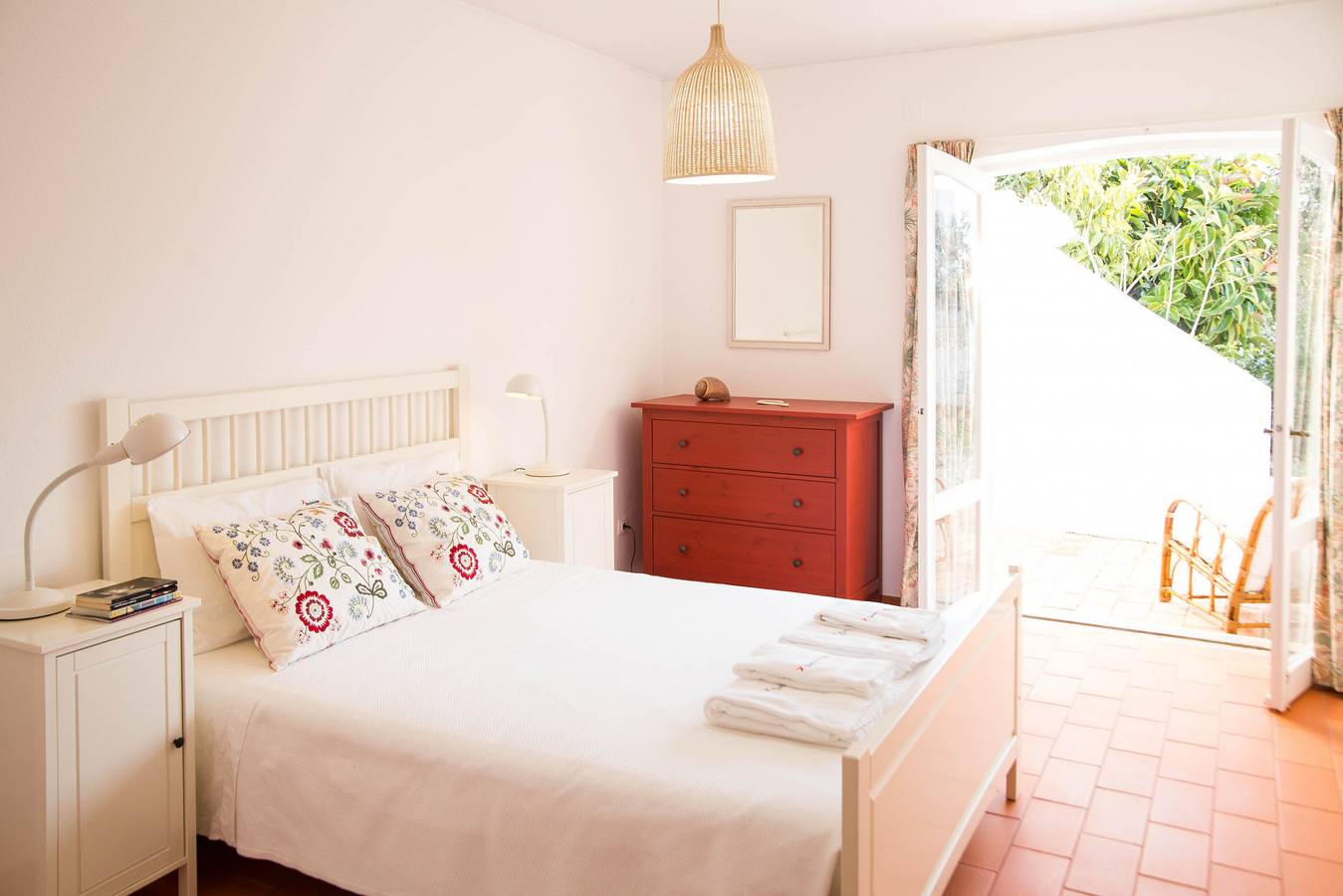 Holiday home for 7 people with terrace in Praia da Luz, Faro District