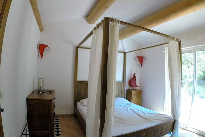 Location de vacances pour 6 personnes, avec jardin et terrasse à Fuveau - 2