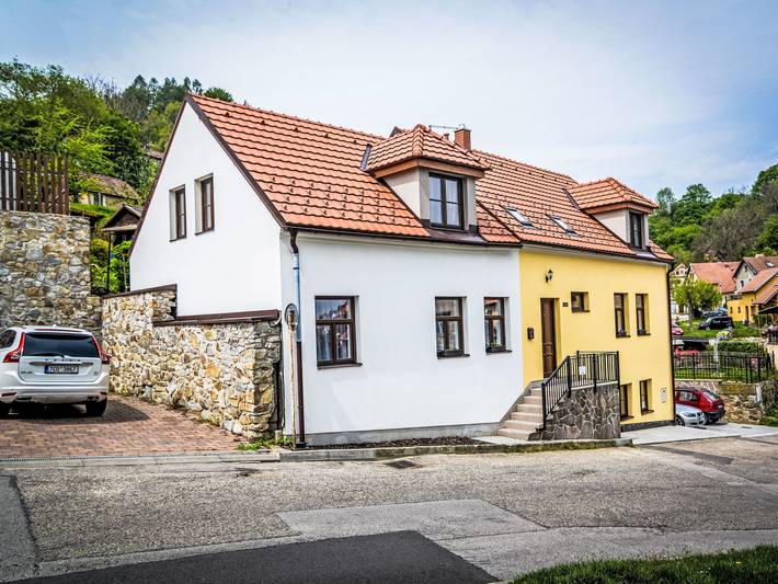 Gîte pour 5 personnes, avec jardin à Český Krumlov