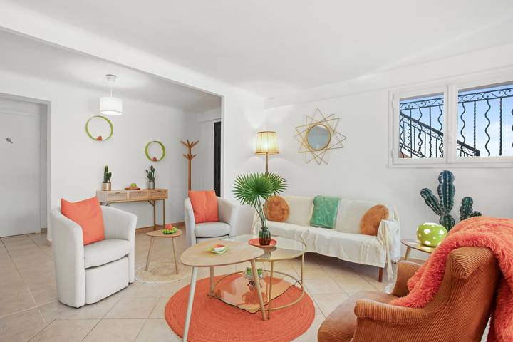 Appartement entier, Appartement de vacances "Le Figuier" - piscine privée, climatisation, Wi-Fi et petite vue mer, in Saint-Aygulf, Fréjus