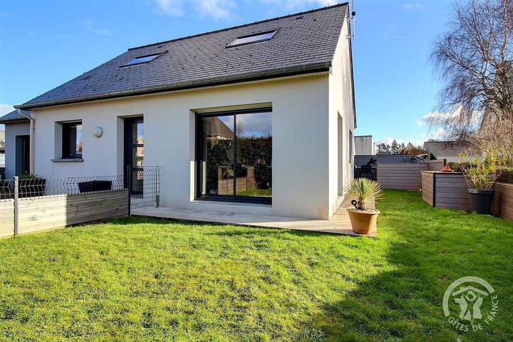 Gîte pour 6 personnes, avec jardin et terrasse à Saint-Alban - 2