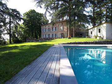 Chambre d’hôte pour 2 personnes, avec jardin et piscine à Lavaur