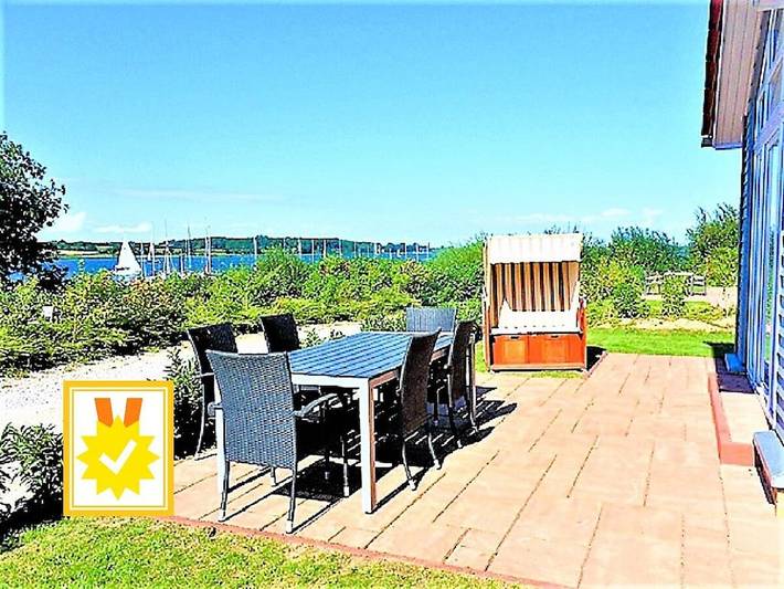 Ferienhaus für 6 Personen, mit Whirlpool und Terrasse sowie Sauna in Kosel