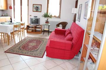 Gîte pour 5 personnes, avec vue sur le lac ainsi que vue et balcon à San Gregorio
