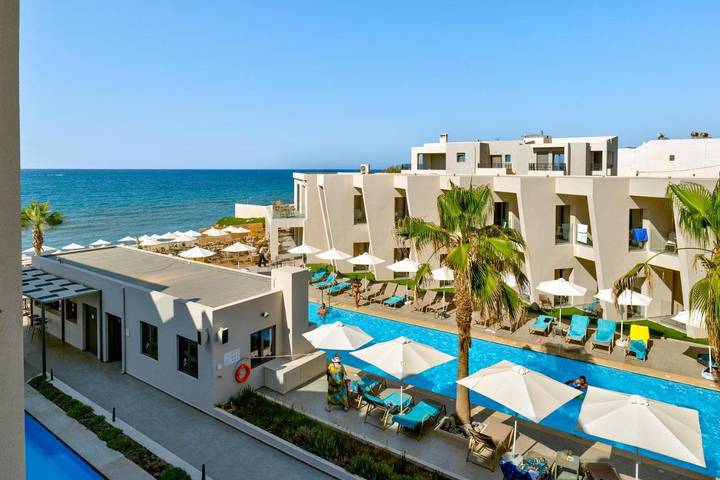 Hôtel pour 2 personnes, avec Balcon et Terrasse ainsi que Bassin pour enfant et Piscine