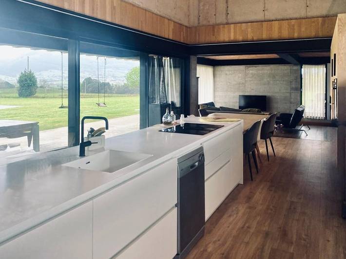 Casa rural para 8 personas, con Balcón y Terraza además de Jardín y Piscina en Marina de Cudeyo - 4