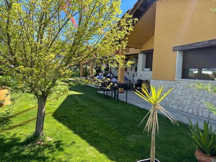 Chalet para 10 personas, con piscina además de jardín y vistas en Provincia de Segovia - 2