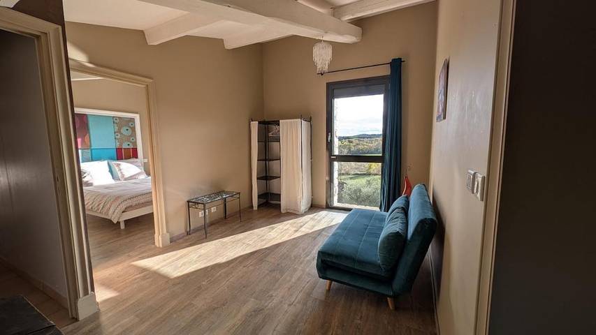 Location de vacances pour 15 personnes, avec jardin ainsi que vue et piscine à Rousson - 4