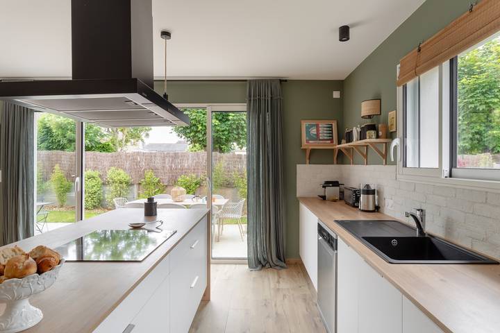 Location de vacances pour 8 personnes, avec terrasse et jardin à Lancieux - 4