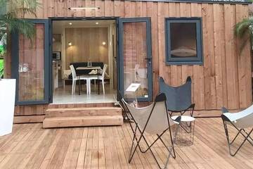 Gîte pour 5 personnes, avec terrasse dans Presqu'île de Laussac