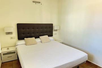 Gîte pour 4 Personnes dans Roses Centre, Roses, Photo 2