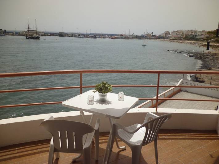 Gîte pour 4 personnes, avec terrasse à Arona - 2