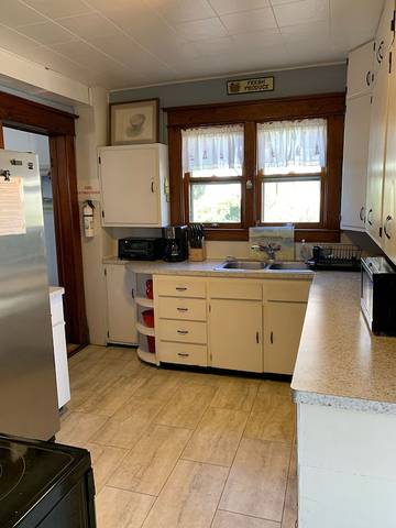 Beach Rental for 10 Guests in Charlevoix, Lake Michigan, Picture 2