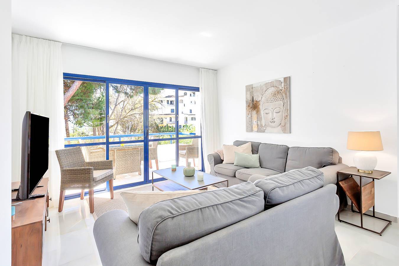 Geheel appartement, Vakantieappartement voor 6 personen met tuin in Playa Cabopino, Marbella