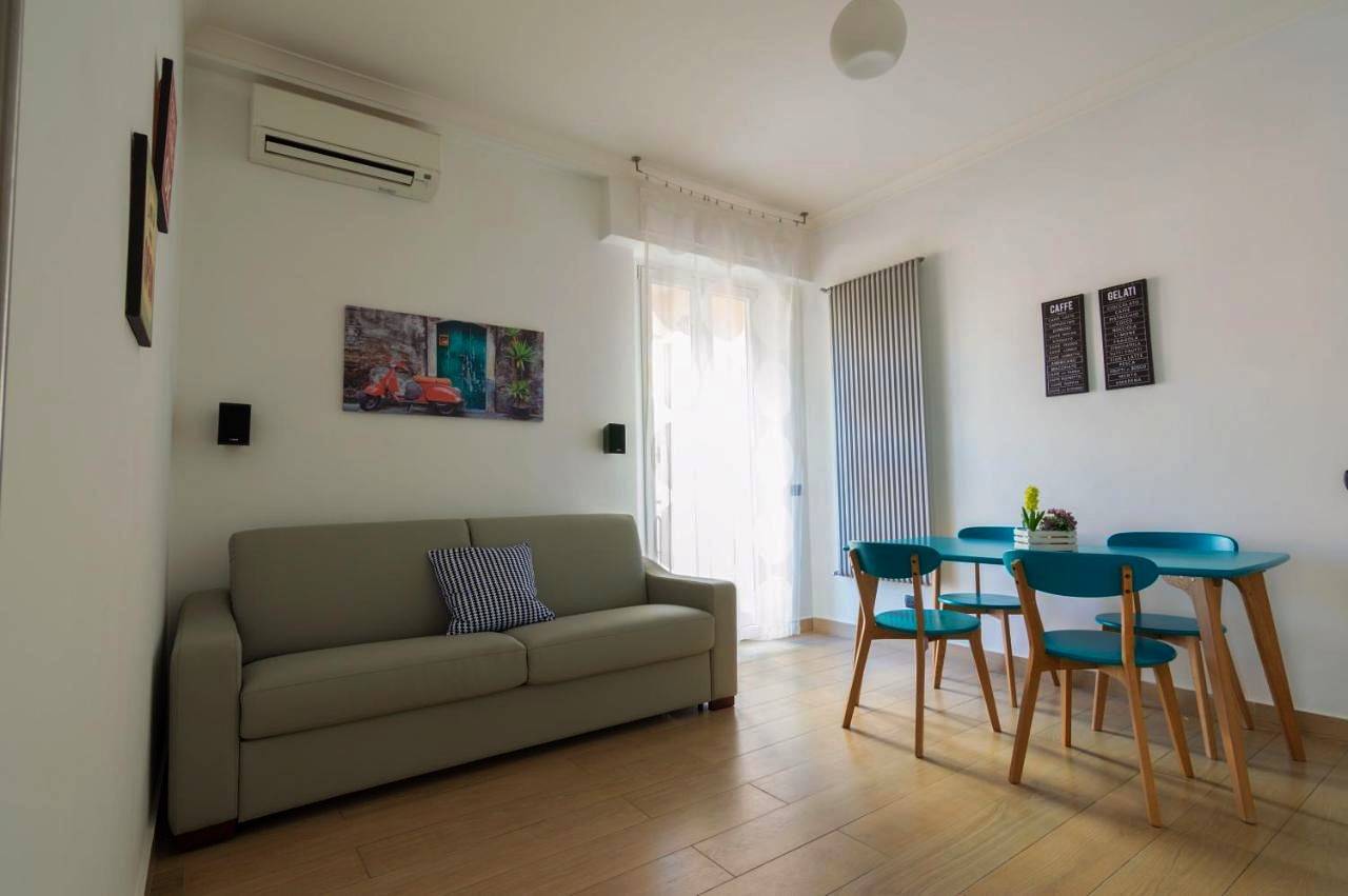Cały apartament, Sea of ​​Rome near the center of the Eternal City! in Lido di Ostia, Rzym