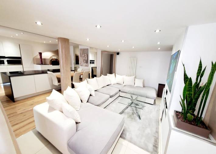 Gîte pour 6 personnes, avec vue ainsi que terrasse et vue sur le lac dans Publier Amphion - 4