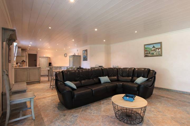 Gîte pour 4 personnes, avec jardin à Sare - 2