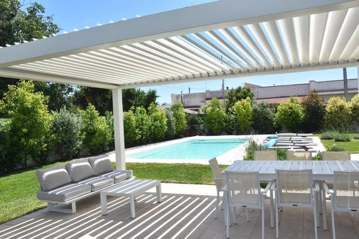 Villa per 9 persone, con Terrazza e Giardino nonché Piscina a Leporano