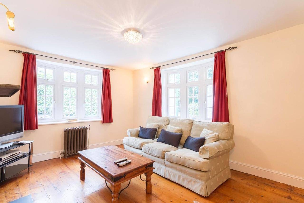 Entire apartment, Apartment in London, South East England