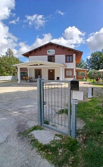Chambre d’hôte pour 3 personnes, avec jardin et vue à Spoleto