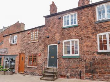 Log Cabin for 3 People in Chester, Cheshire, Photo 1