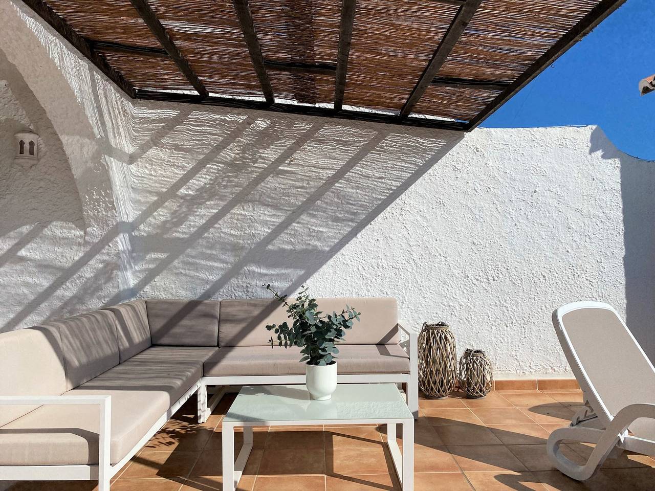 Geräumiges Haus mit Terrasse und Wlan in Nerja in Senorio de Capistrano, El Capistrano