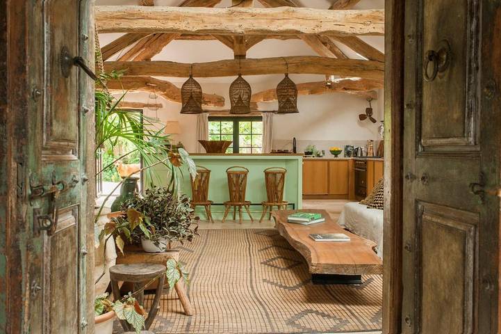 Gîte pour 8 personnes, avec terrasse et piscine ainsi que jardin et vue à Castet-Arrouy