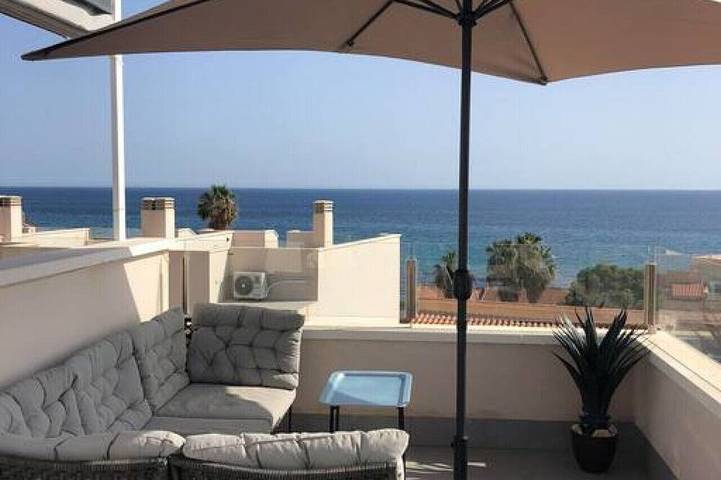 Villa for 10 people, with pool and balcony as well as garden - 1