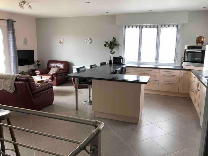 Gîte pour 8 personnes, avec terrasse et jardin, animaux acceptés à Saint-Martin-d'Ordon