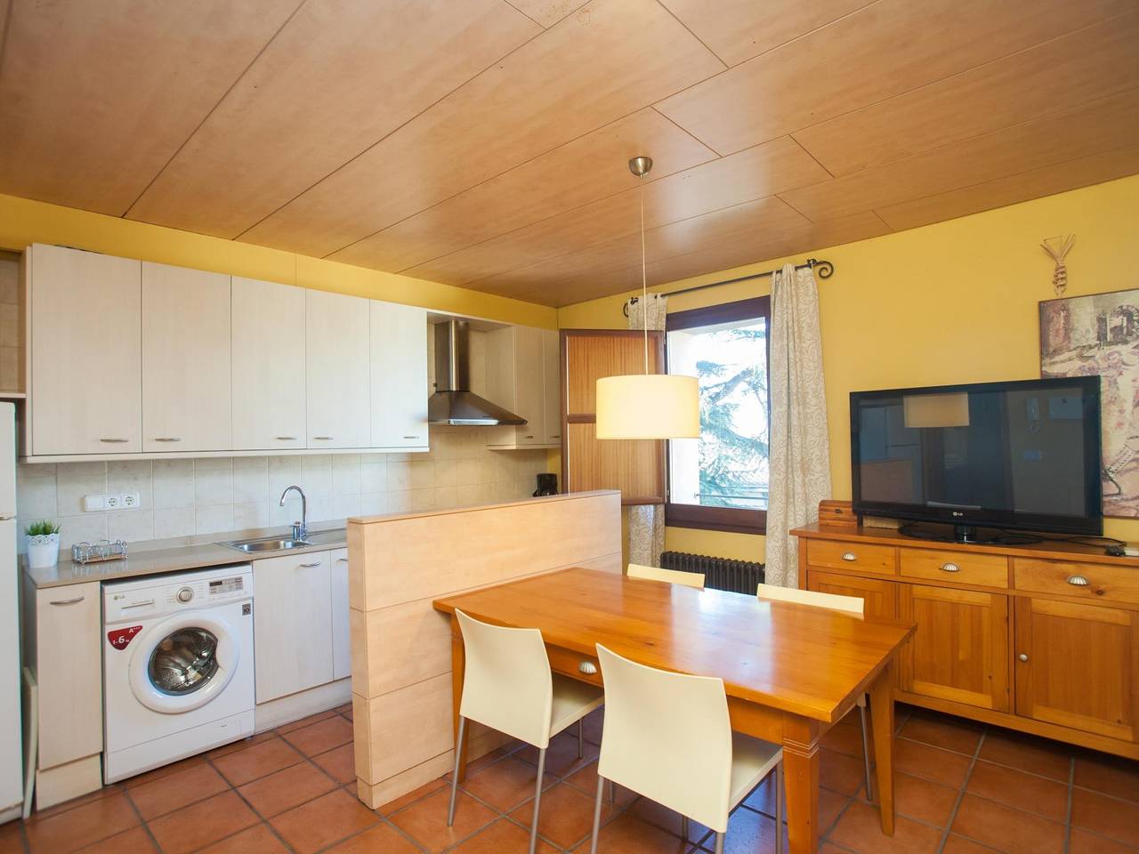 Ganze Ferienwohnung, Ferienwohnung für 2 Personen mit Garten in Girona, Gironès